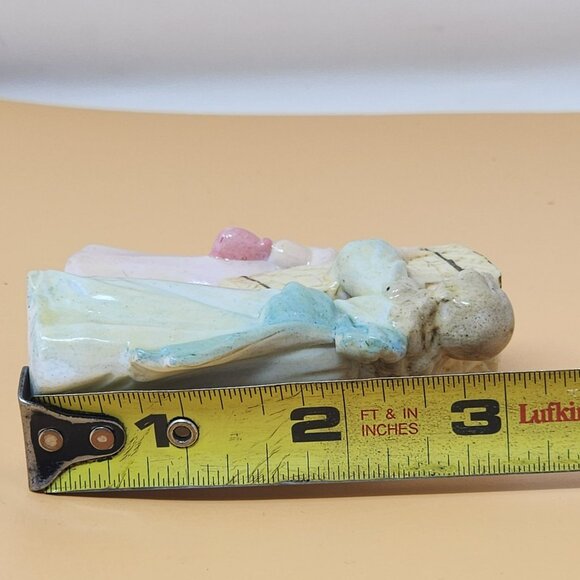 Vintage Ceramic Figurine Of Two Girls With Basket - Picture 10 of 12